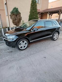 Volkswagen Touareg 3,0TDI, 176 kW, vzduchový podvozok.