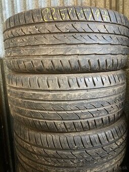 225/45R17 letne