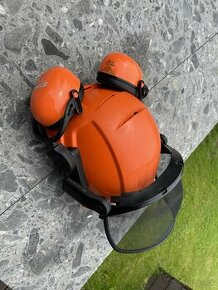 Stihl prilba protiporezne nohavice a bľuza - 1