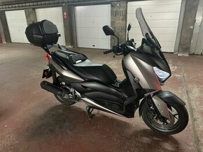 YAMAHA XMAX 125