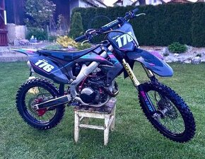 Predám Honda CRF450r 2010 vstrek