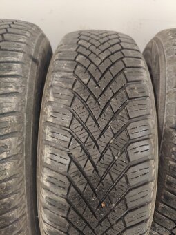 195/65 R15 Zimné pneu Yokohama BluEarth winter v906