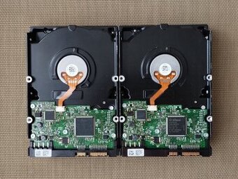 2x Hitachi 500GB SATA II