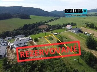 (REZERVOVANÉ) STAVEBNÝ POZEMOK S KRÁSNYM VÝHĽADOM, 1050m2, Ž