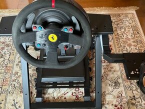 Thrustmaster T300 Ferrari a TH8A