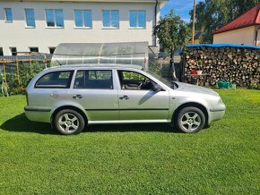 Škoda Octavia combi 1.6i - 1