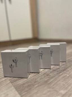 Airpods 4