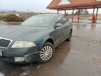 Octavia 2 sedan, 1.6 benzín + LPG