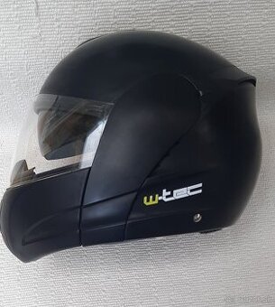 Predám moto vyklápaciu  helmu W - tec