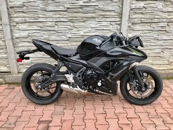 KAWASAKI Ninja 650 R - 1