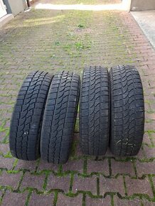 Predám zimné pneumatiky 215/75R16C