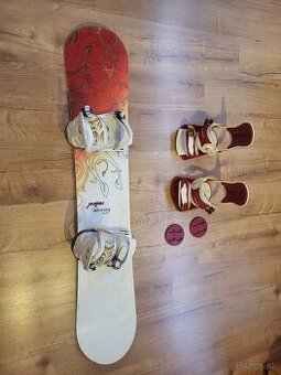 138cm Radical Carmen snowboard