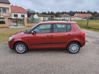 Predám Škoda Fabia 1,4i 16v, 63kw,rok výroby 10/2007,1.majit