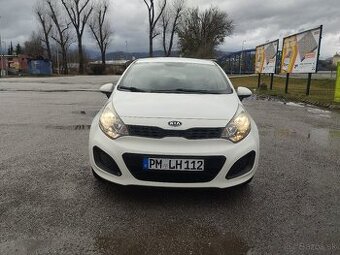 Predam kia rio 3 1.2 cvvt benzin 2013