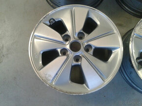 ALU disky 5x114,3 R15 6J ET45 ORIGINAL NISSAN NV200