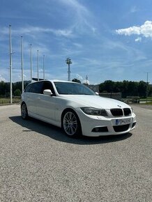 BMW E91 330i Xdrive