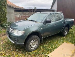 MITSUBISHI L200 2.5DI-D 4-WD  ROK-2014