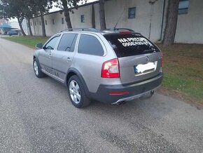 ŠKODA OCTAVIA SCOUT 2.0 TDI 4x4