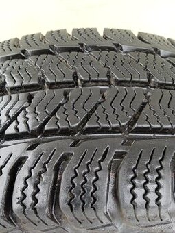 205/65 r16 C zimné pneu.8 mm - 1