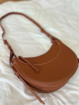 Crossbody kabelka