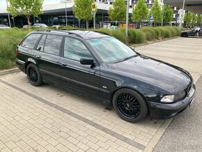 BMW 520iA E39 - 1