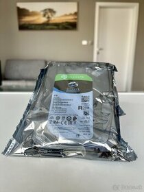 Seagate SkyHawk Surveillance 4TB