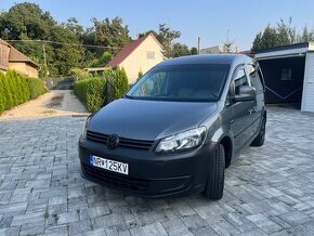 VW Caddy 1.6Tdi+servisná knižka