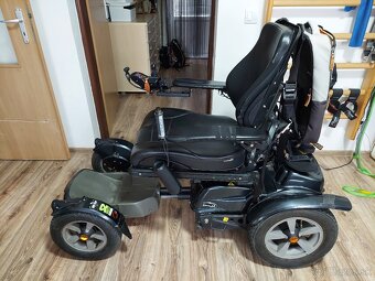 Predám elektrický invalidný vozík Permobil x850