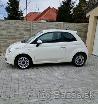 Fiat 500 biela