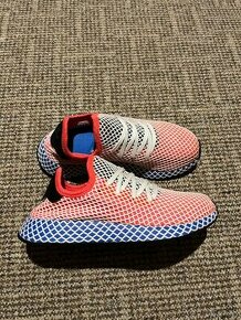 Adidas Deerupt, velikost 40