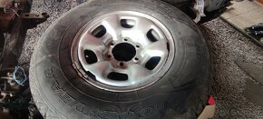 255/70 R15 C 6x139.7 M+S - 1