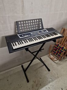 Elektronické klávesy / klavír / keyboard YAMAHA YPT-210