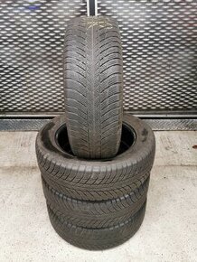 225/60 R18 104H zimné pneumatiky Bridgestone LM001