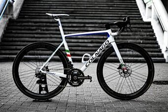 Colnago V3-Rs Disc, Campagnolo SuperRecord EPS 2x12,Bora One