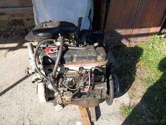 Motor uaz 2.4