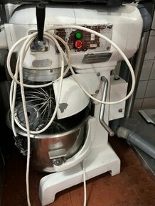 Kuchynský robot 20 L