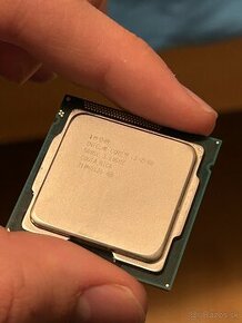 Intel Core i3-2100 + chladič