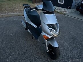 Aprilia Leonardo 150