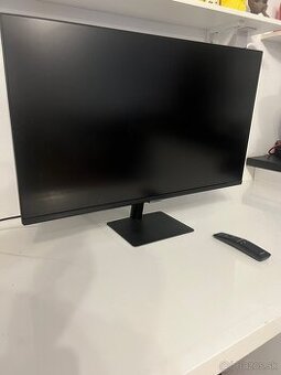 Samsung 32" Smart Monitor M5