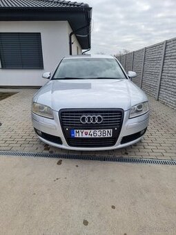 Audi A8 4.2 V8 quattro tiptronic