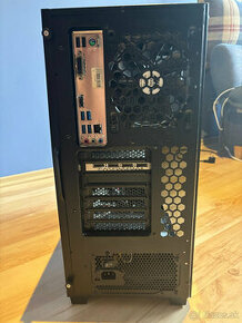 PC - Intel i7-7700K, NVIDIA Quadro P2000, 700W PSU, 8GB RAM - 1