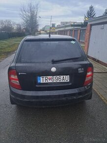 Škoda fabia.