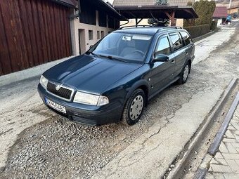 Skoda Octavia 1