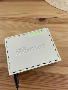 MikroTik RB951-2n - 1