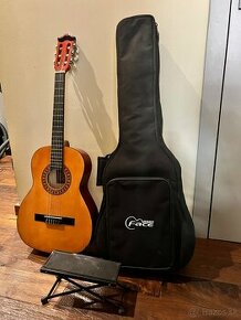 Gitara a gitarový nožný pedál