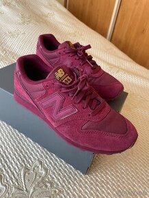 New Balance - NOVE