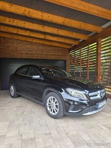 Mercedes Benz GLA