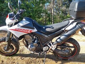 Predám Yamaha XT 660x