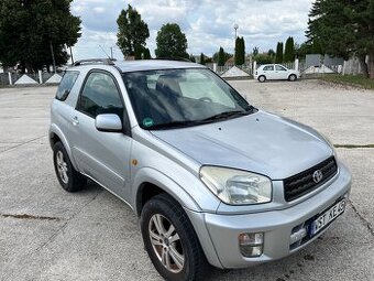 Toyota RAV 4 2.0 benzin 4x4 r.v 2001 3dv