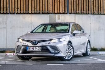 Toyota Camry 2.5 Hybrid 160 kW EXECUTIVE - 1